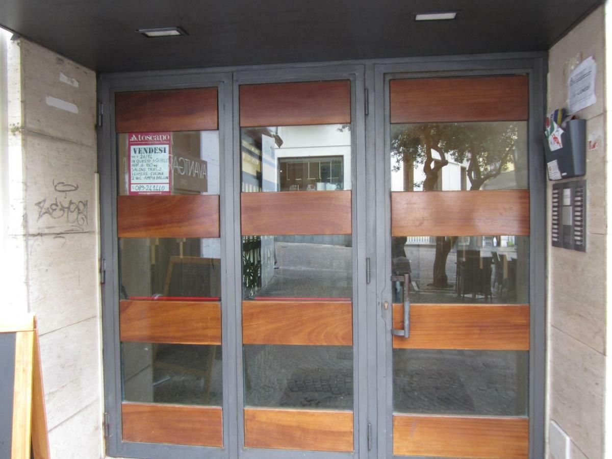 Appartamento Velia Salerno Exteriér fotografie
